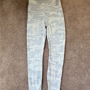 Lululemon Athletica Light Gray Camouflage Leggings